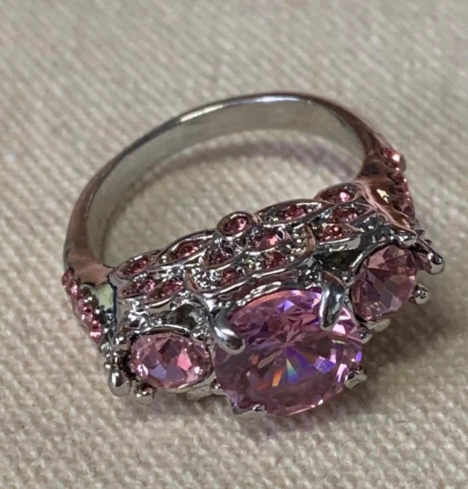 Betsey Johnson 3 Pink Stones - Ring Size 8