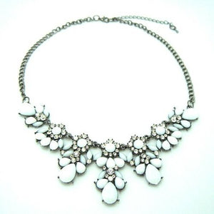 Chunky White Flower Necklace