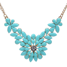 Turquoise Daisy Fashion Necklace