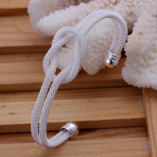 Mesh Knot Bracelet