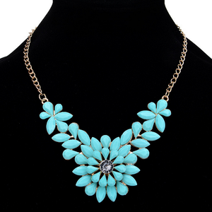 Turquoise Daisy Fashion Necklace