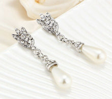 Pearl and Zircon Wedding Set