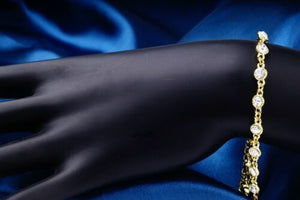 Round Crystal Bracelet - Gold tone